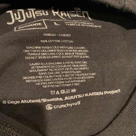 Jujutsu Kaisen crunchyroll anime graphic tee - Picture 7 of 7